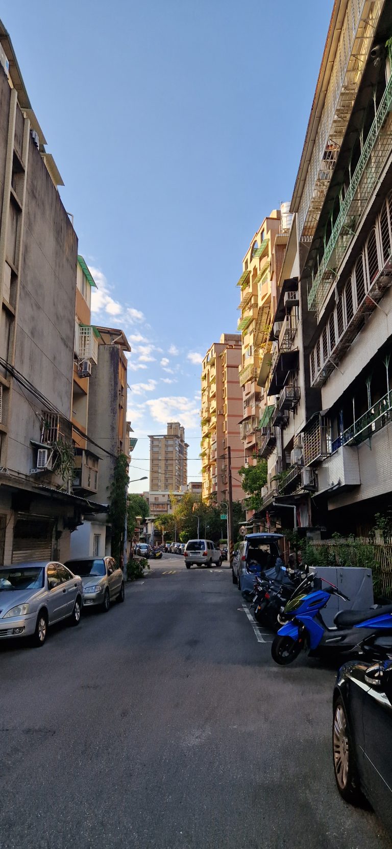 Alley close to my dorm during sunlight